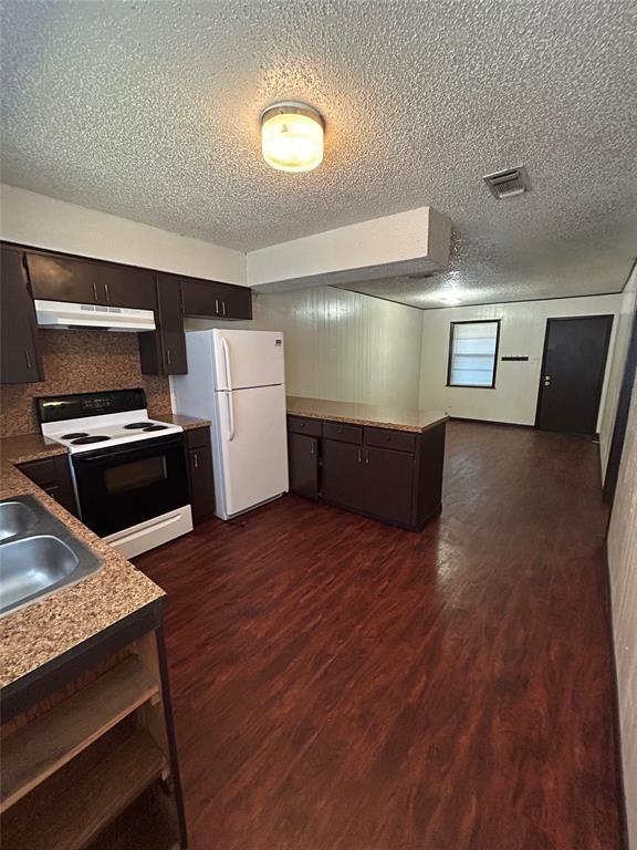 Building Photo - 908 Emile St