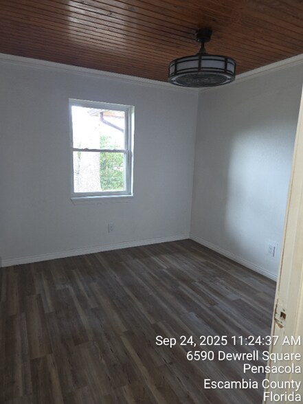 Building Photo - 6590 Dewrell Square