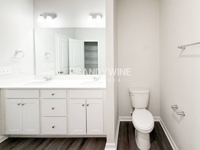 Building Photo - 816 Coosaw Pl