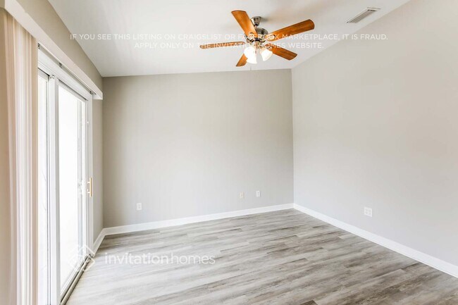 Building Photo - 140 Carol Susan Ln