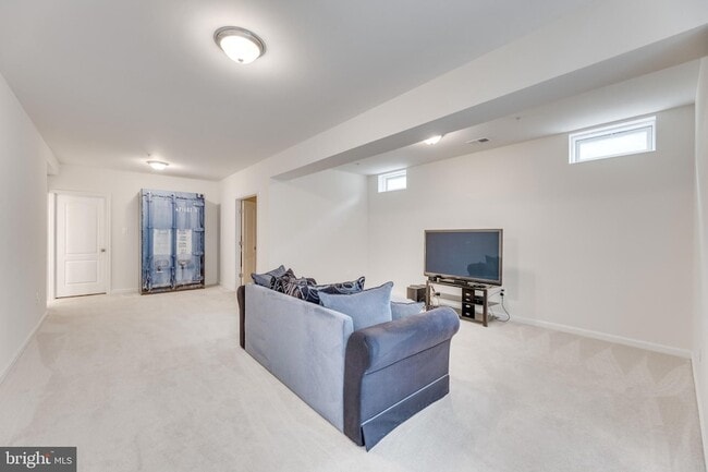 Building Photo - 2201 Monticello Ct