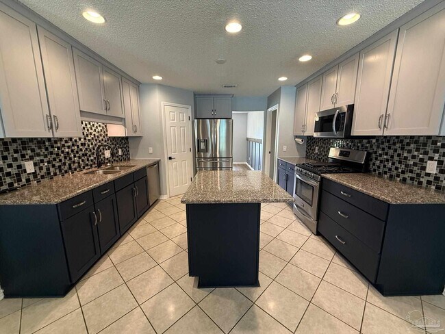 Building Photo - 1137 Carla Dr