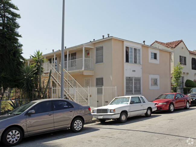 Building Photo - 6729 Malabar St