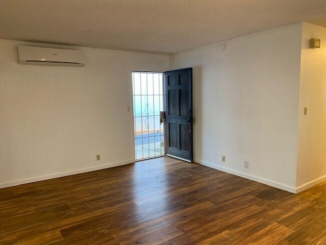 Building Photo - Waipio Gentry Home - 3 bedroom, 2.5 bath w...
