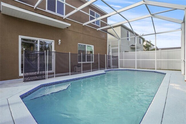 Building Photo - 25725 Aldus Dr