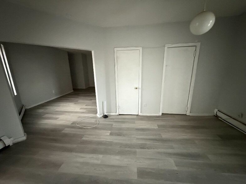 Building Photo - 10 Congress St