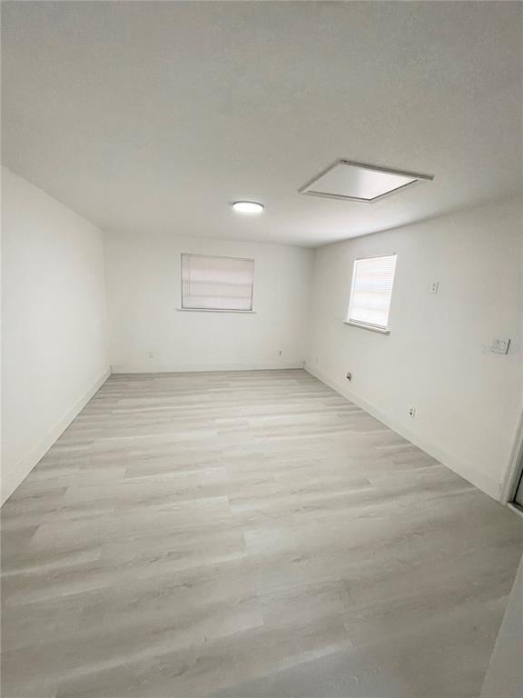 Building Photo - 5330 Hondo Way
