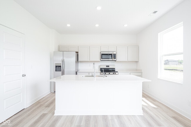 Building Photo - 18773 Mithoff Ln