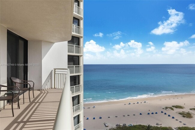 Building Photo - 3000 N Ocean Dr