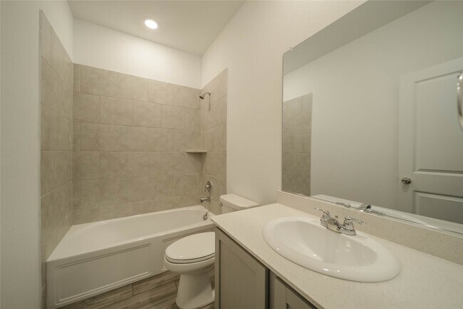 Building Photo - 5929 Priory Dr