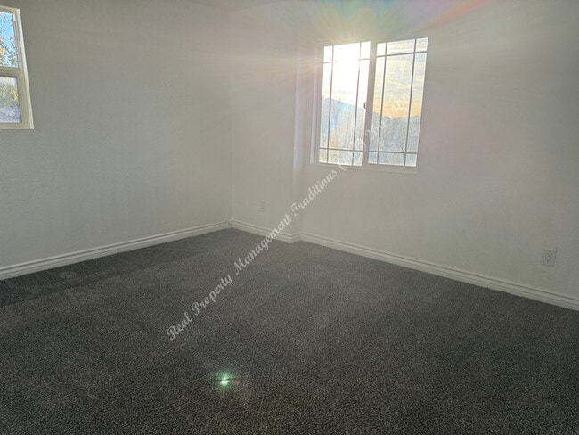 Building Photo - New Year Special! 50% Off First Month's Rent!