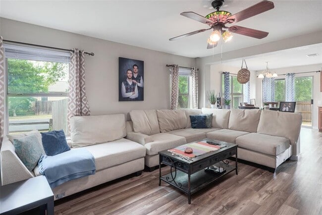 Building Photo - 5307 Viewpoint Dr