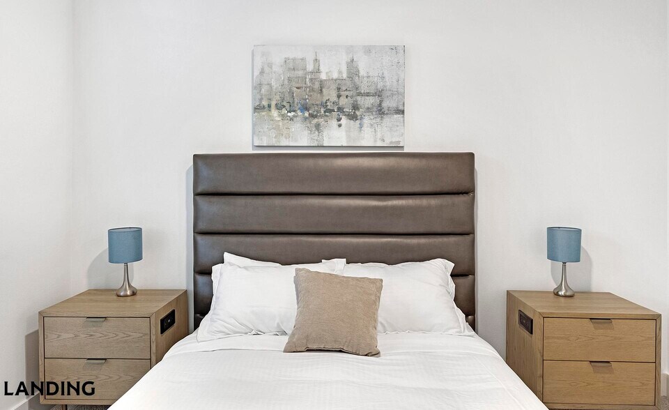 Building Photo - 650 E Sycamore St