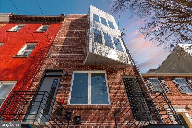 Building Photo - 1423 N 8th St