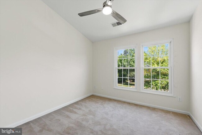 Building Photo - 20335 Briarcliff Terrace