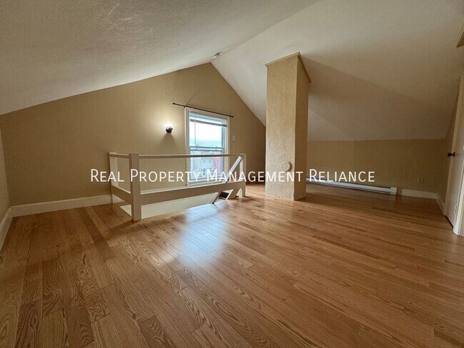 Building Photo - 16 Franklin Pl