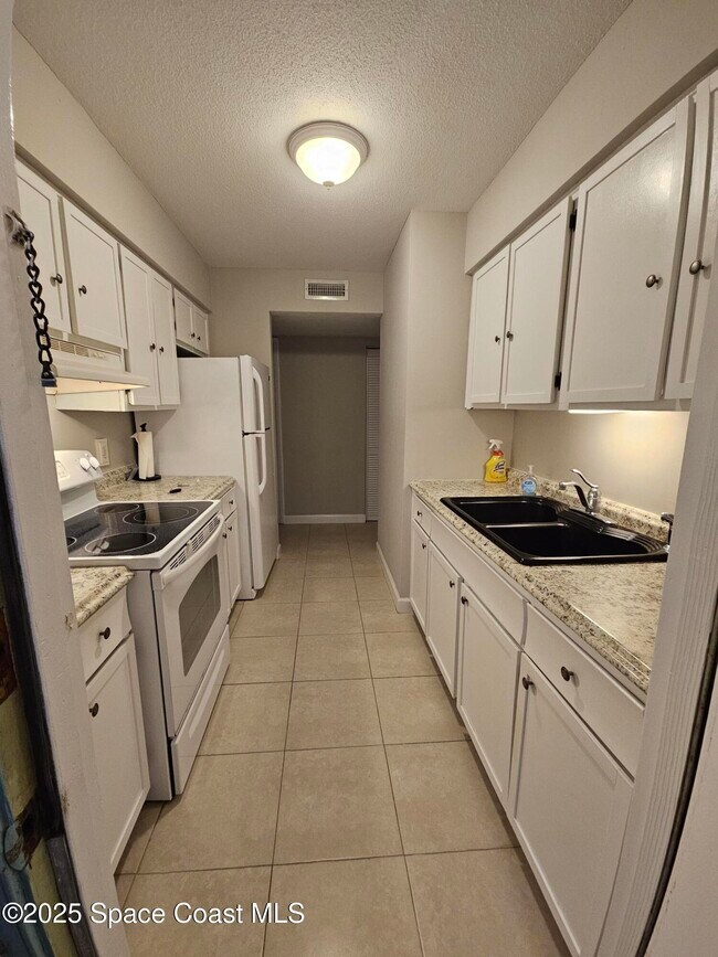 Building Photo - 8401 N Atlantic Ave