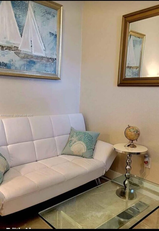 Building Photo - 2228 Polk St