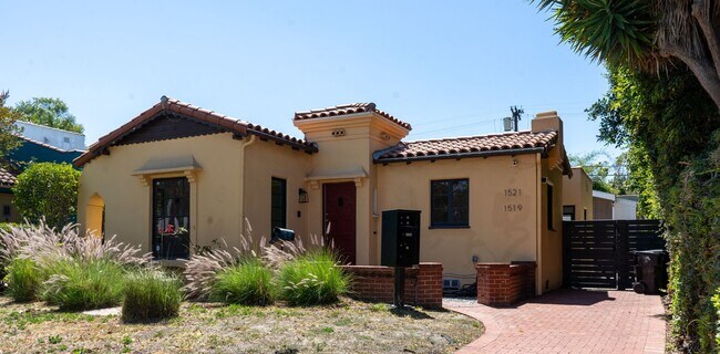 Building Photo - 1521 S Stanley Ave