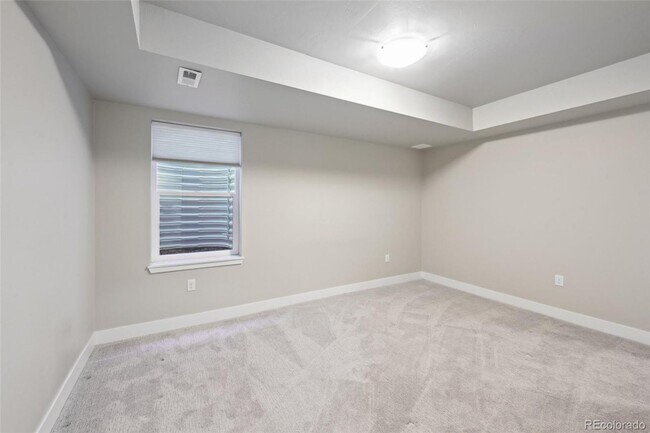 Building Photo - Rare University/Observatory Park 4 Plus Bed, 4.5 Bath Home