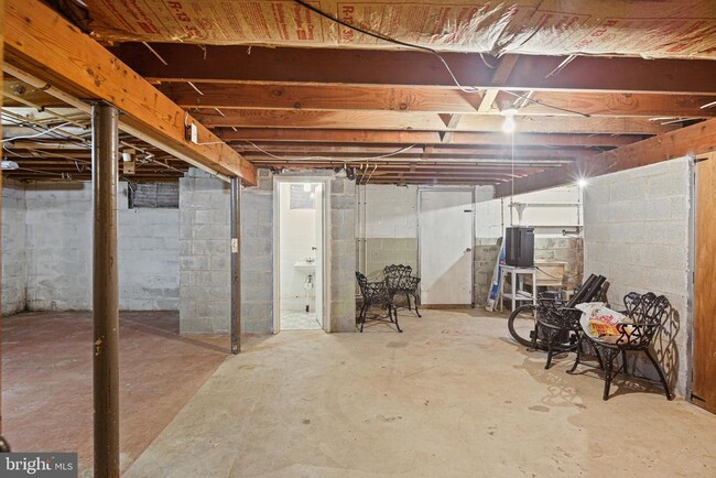 Building Photo - 2323 Bond Rd
