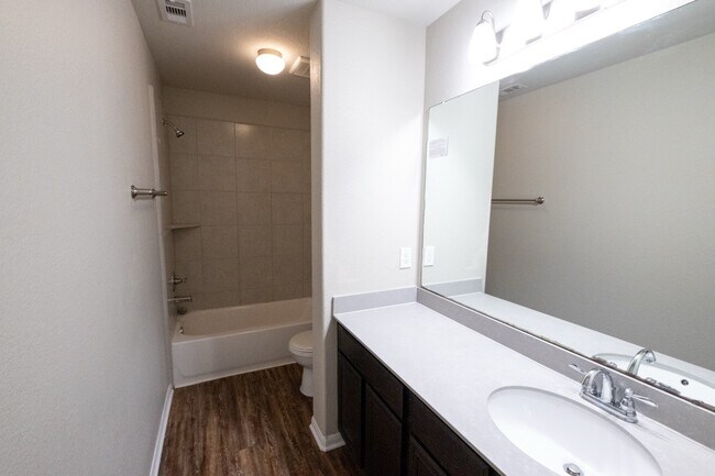 Building Photo - 17039 Amarose Dr