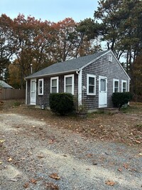 Building Photo - Yearly 2 Bedroom Dennis Cottage