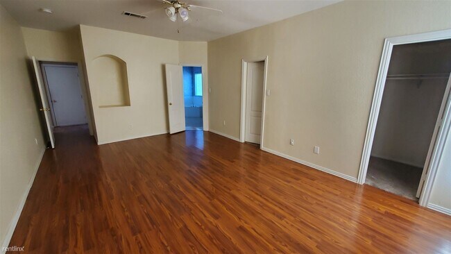 Building Photo - 4 br, 3.5 bath House - 1229 Tralee Lane