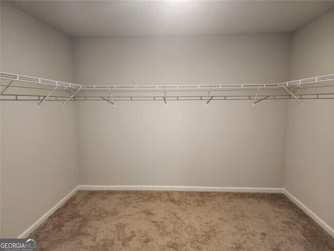Building Photo - 270 Kestrel Cir