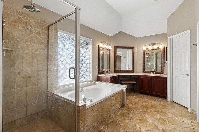 Building Photo - 3904 Arroyo Seco