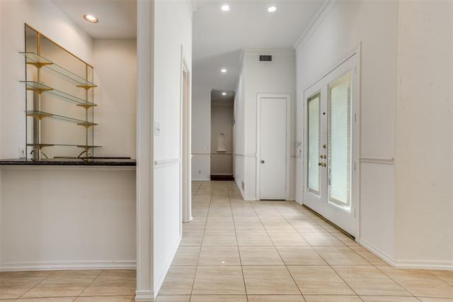 Building Photo - 4517 Southgate Dr