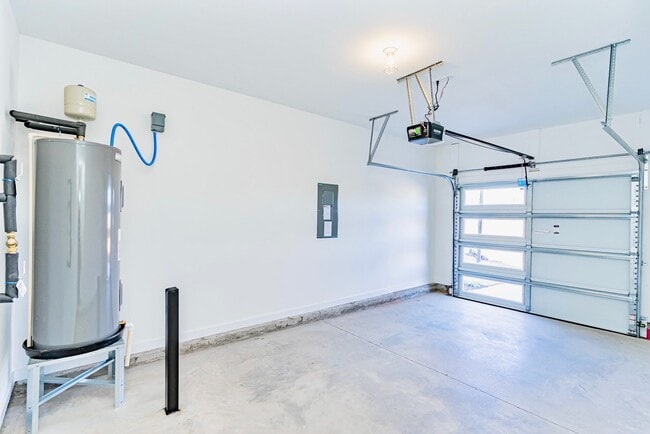 Building Photo - 1435 Darrowby Wy