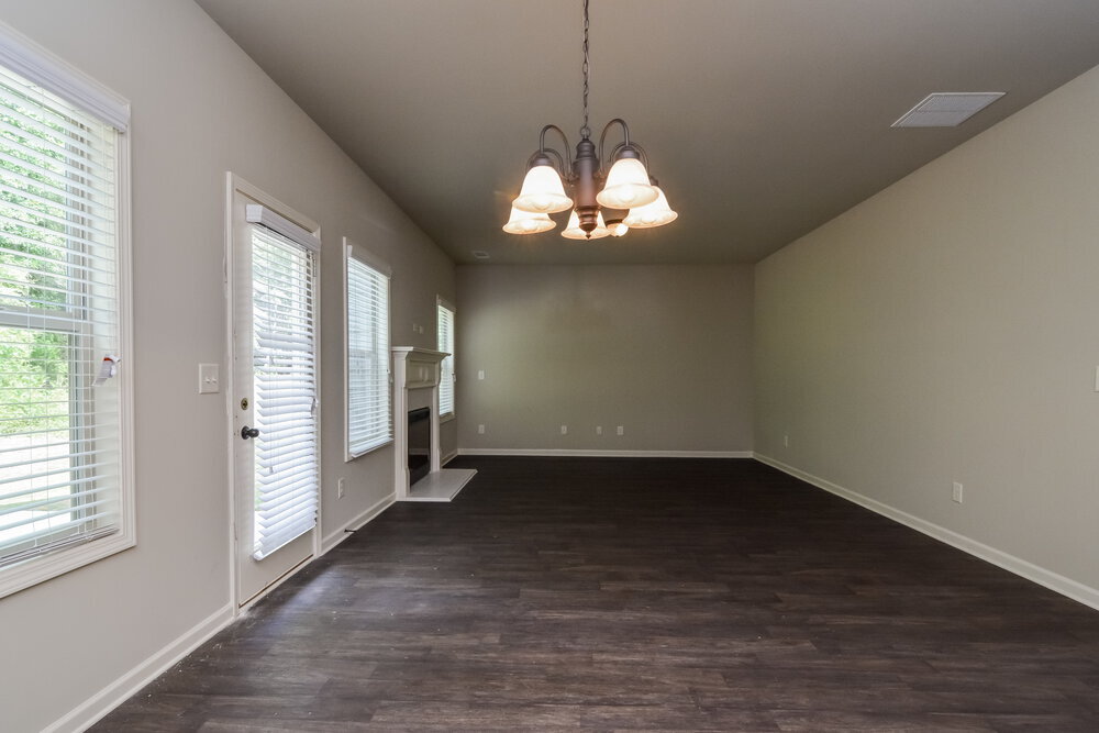 Building Photo - 1337 Avington Glen Way