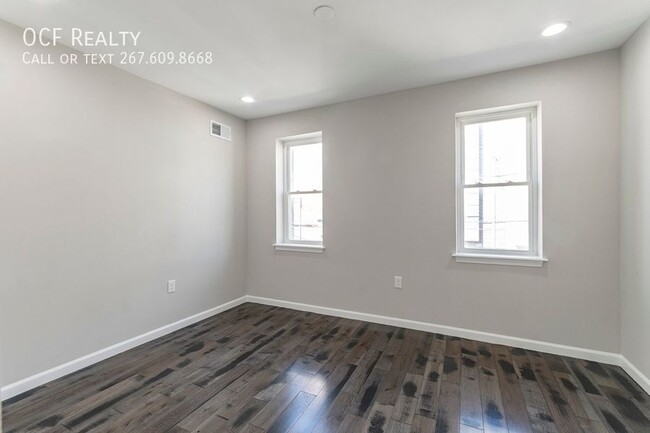 Building Photo - 1447 S Taylor St