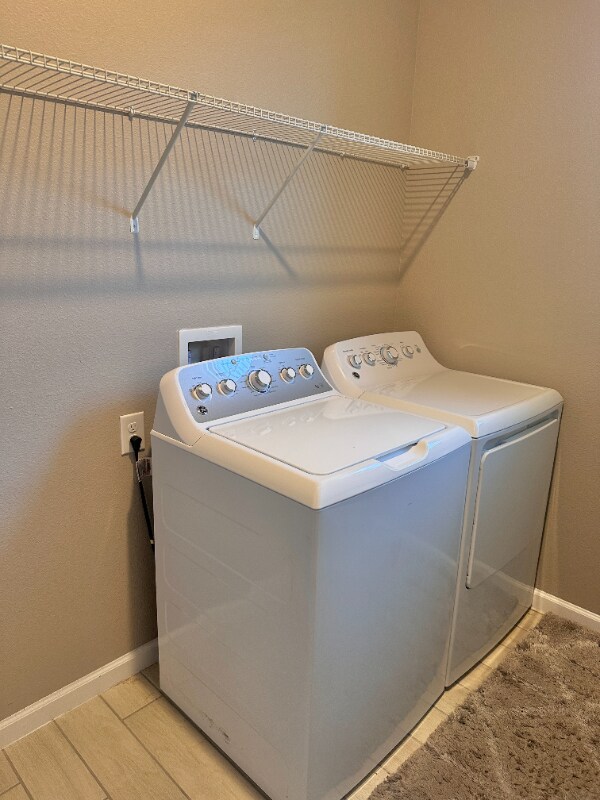 Building Photo - 5224 Meadow Song Dr