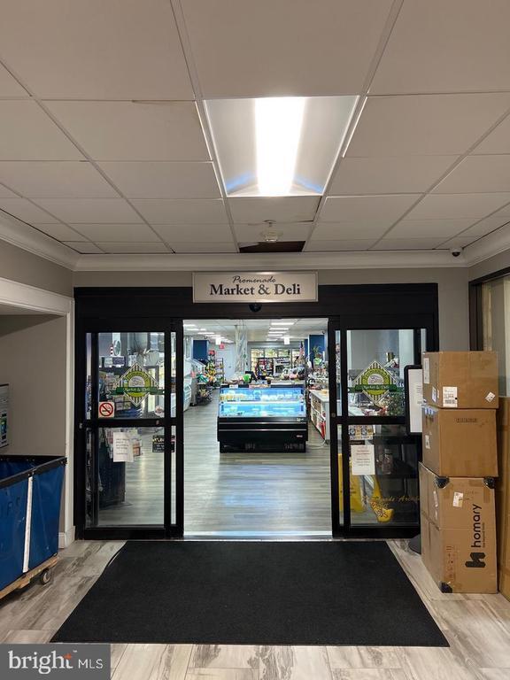 Building Photo - 5225 Pooks Hill Rd