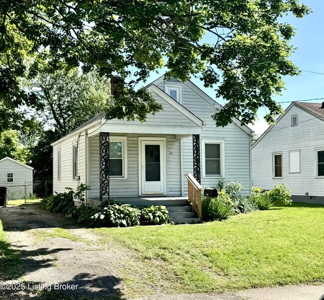 Primary Photo - 1028 Camden Ave