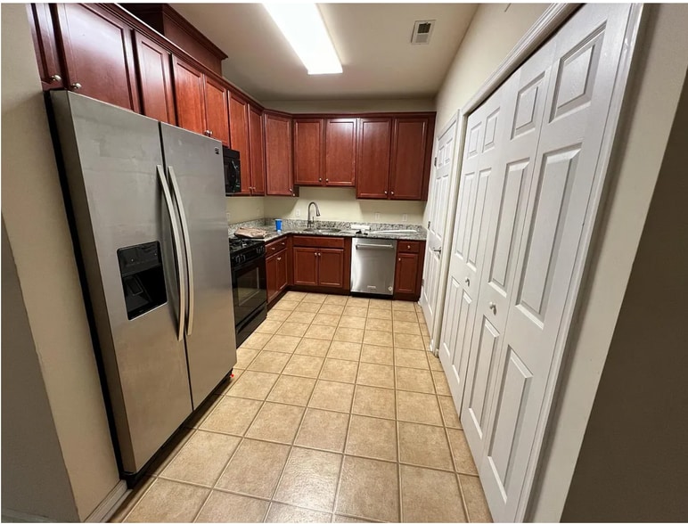 Primary Photo - 1314 Sierra Dr