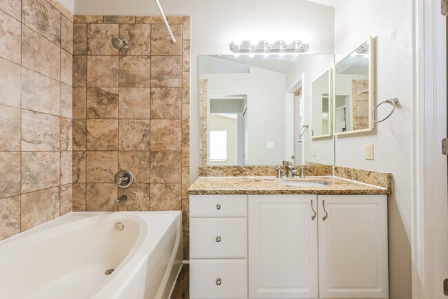 Building Photo - 16282 Bluebell Pl