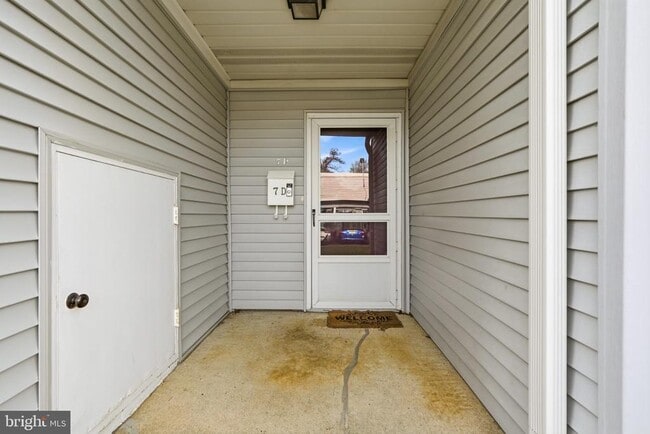 Building Photo - 7 Dennison Dr