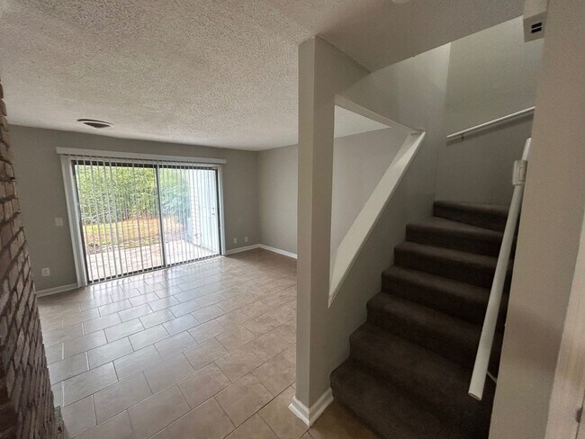 Building Photo - 240-53 Jamil Road, Columbia, SC 29210