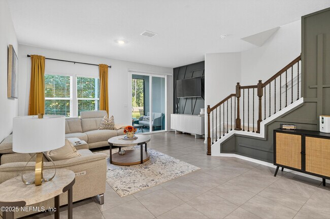 Building Photo - 33 Coastline Wy