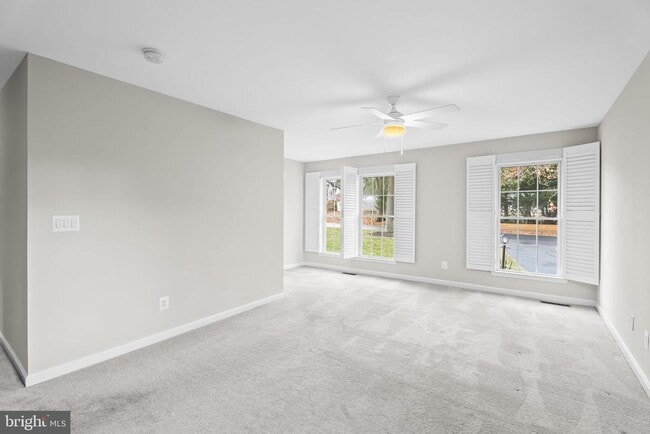 Building Photo - 6321 Higham Dr