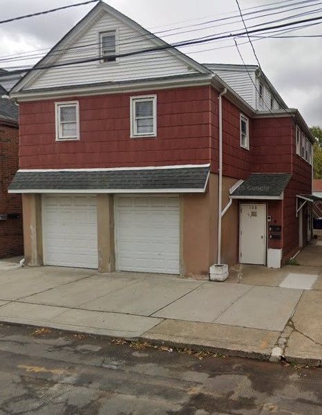 Building Photo - 132 Heald St