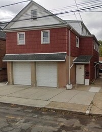 Building Photo - 132 Heald St