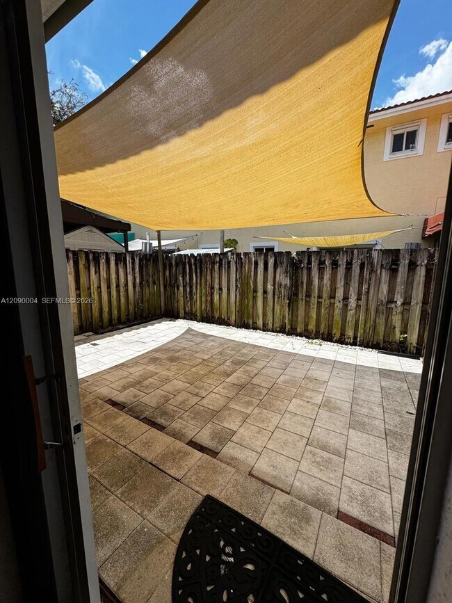 Building Photo - 18032 NW 74th Ct