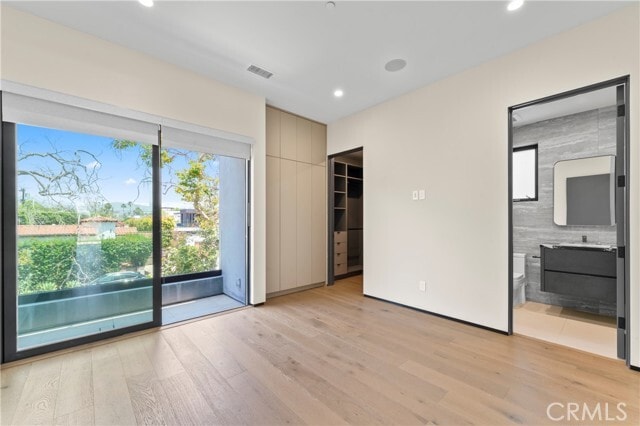 Building Photo - 6430 Drexel Ave