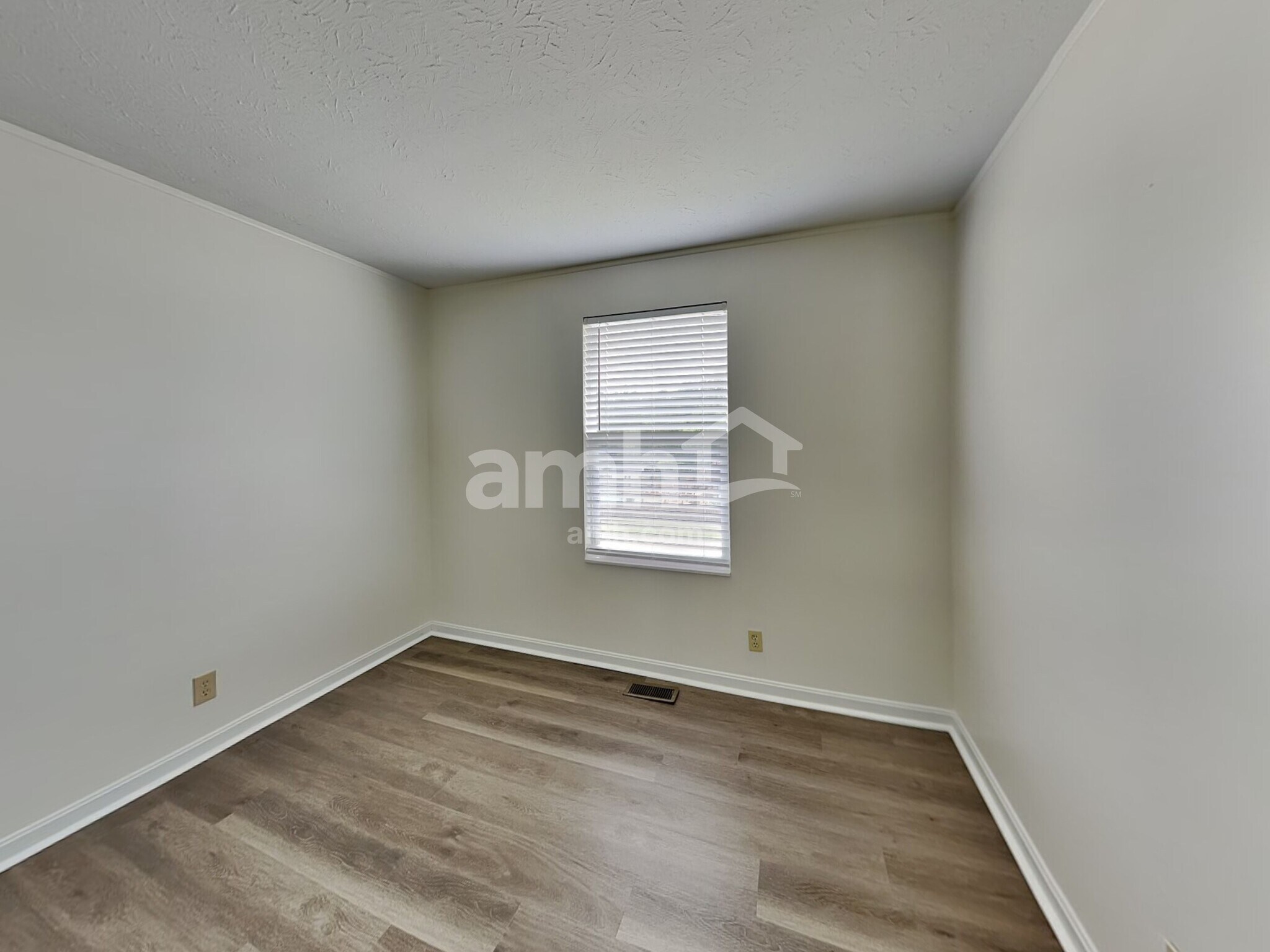 Building Photo - 117 Ridgewood Dr