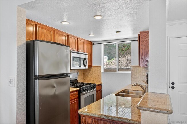 Building Photo - 4794 Arizona St