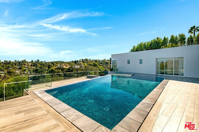 Building Photo - 16457 Westfall Pl